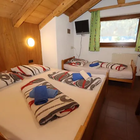 Bergheimat Xl Vakantiehuis Huben (Imst)